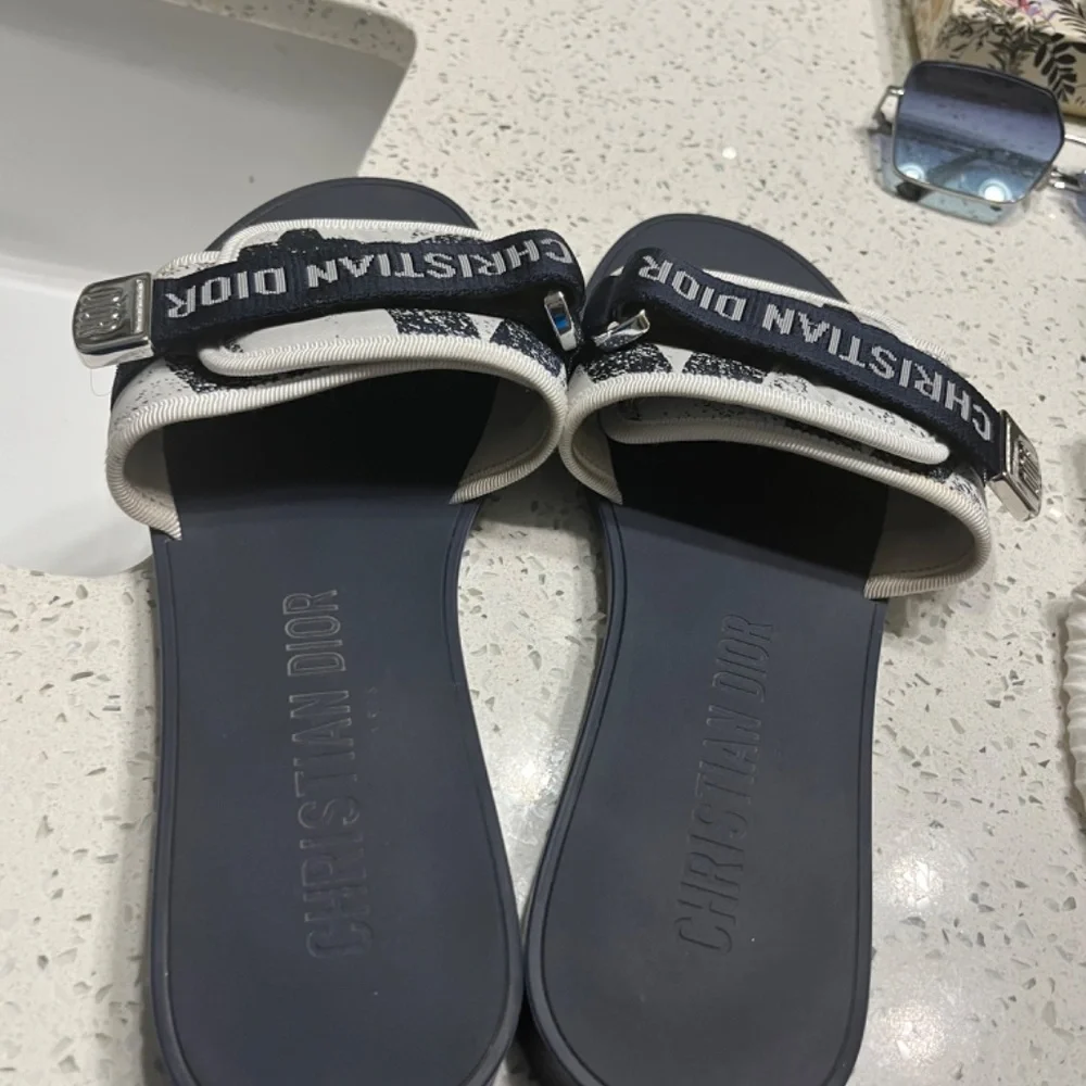 Dior Slides - Picture 3 of 5